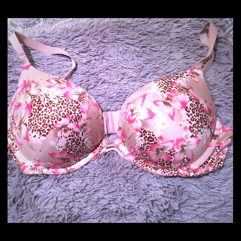 Victoria’s Secret Plunge Bra